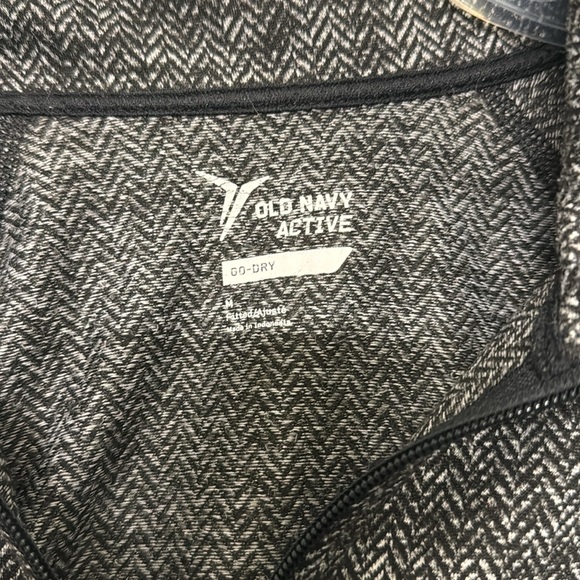 Old Navy herringbone zip up athletic jacket with thumbholes - Picture 2 of 5